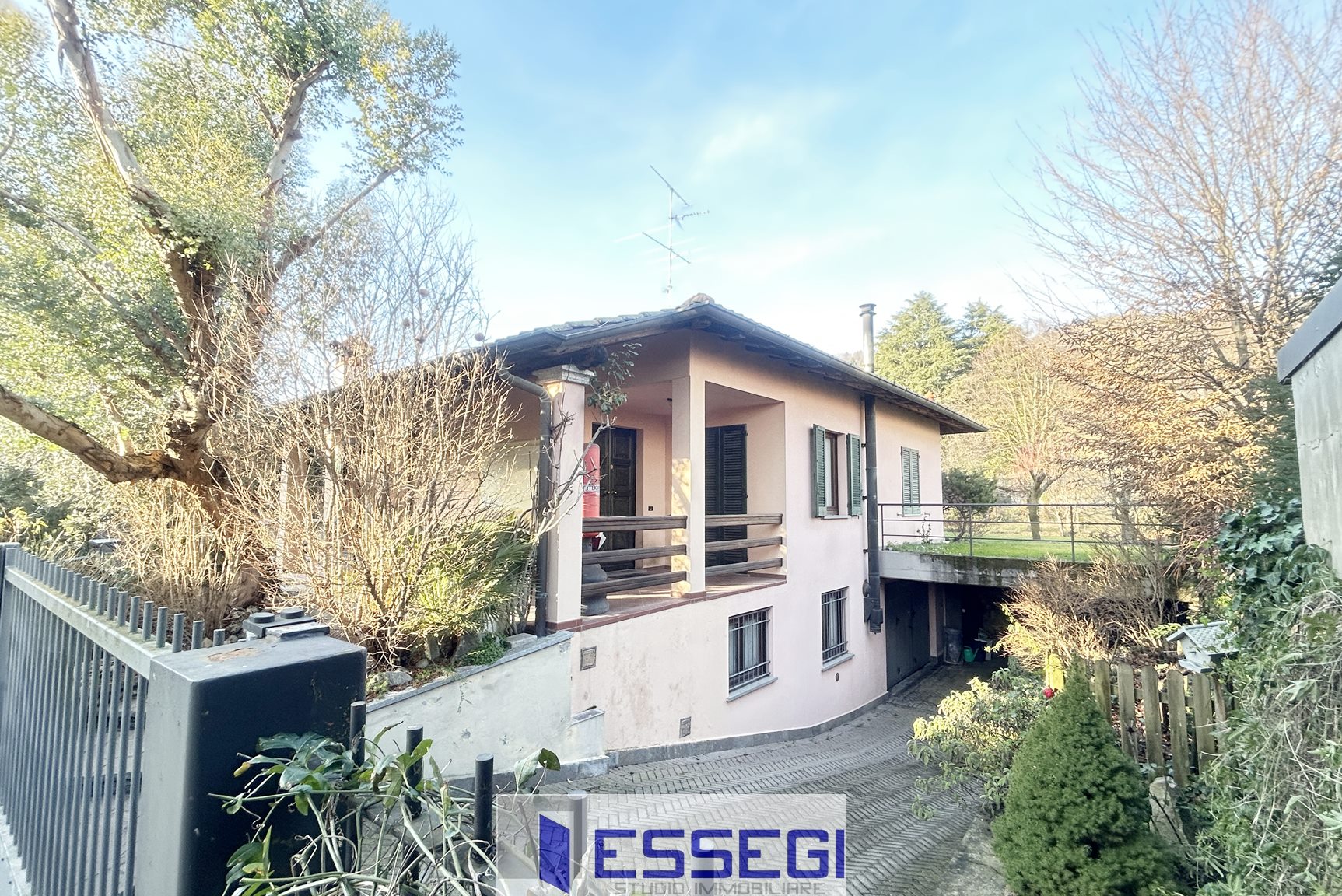 ALBESE CON CASSANO Casa indipendente